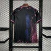 Image_194_610x_crop_center_08968838-9c21-4f64-a007-8dbdafcf22e3.jpg Maglia Real Madrid Nero Rosa Panther 2024/25