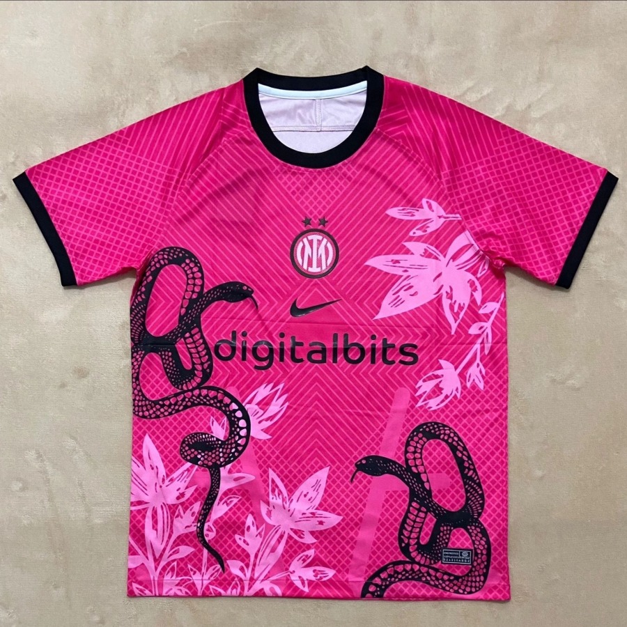 WhatsApp_Image_2025-06-03_at_20.47.20_1.jpg Maglia Inter Milan 2024/25 Edizione Speciale Serpente Rosa