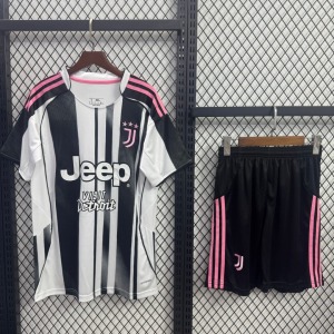 a09129d79846c2a1aba371ba1f938c86.jpg Maglia Juventus Home 2025/26 Adulto