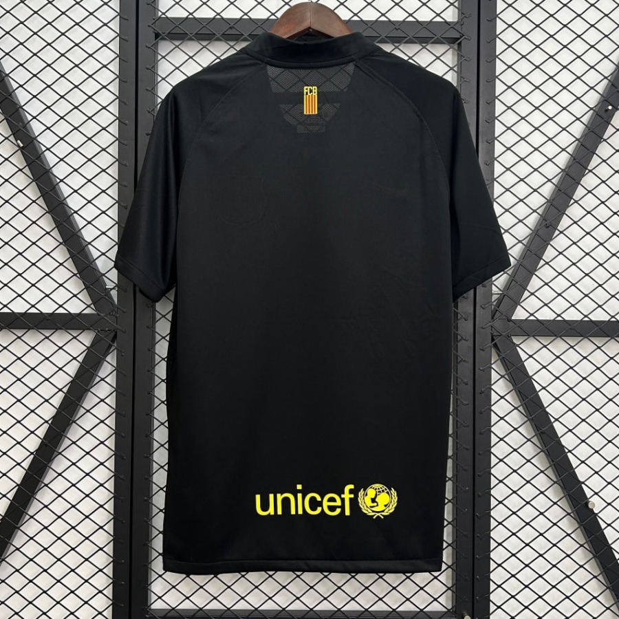 a3832e57e604c34d0b3d459b0d50ebc2.jpg Maglia FC Barcelona Away 2011-2012 Retro