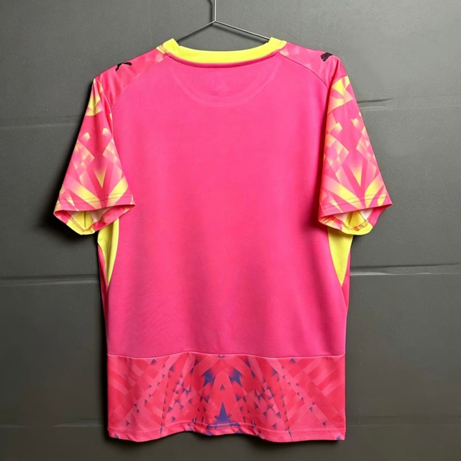 ad2bfc3d494e3dadeb87f0a16cfddd5c.jpg Maglia Portiere Portogallo 2026 Rosa