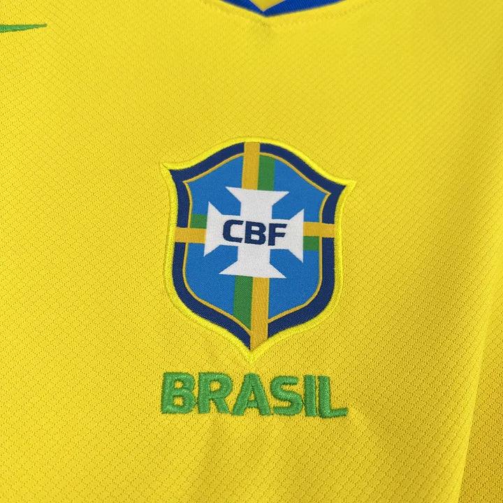b00d033821ea98355479d9cc8a9a46a8.jpg Maglia Brasile Home 2025-2026 Football