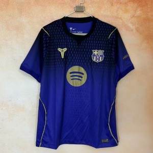 b06f8fa8eeab7330acec24eb2eb7dadb.jpg Maglia FC Barcellona 26/27 Edizione Speciale Viola
