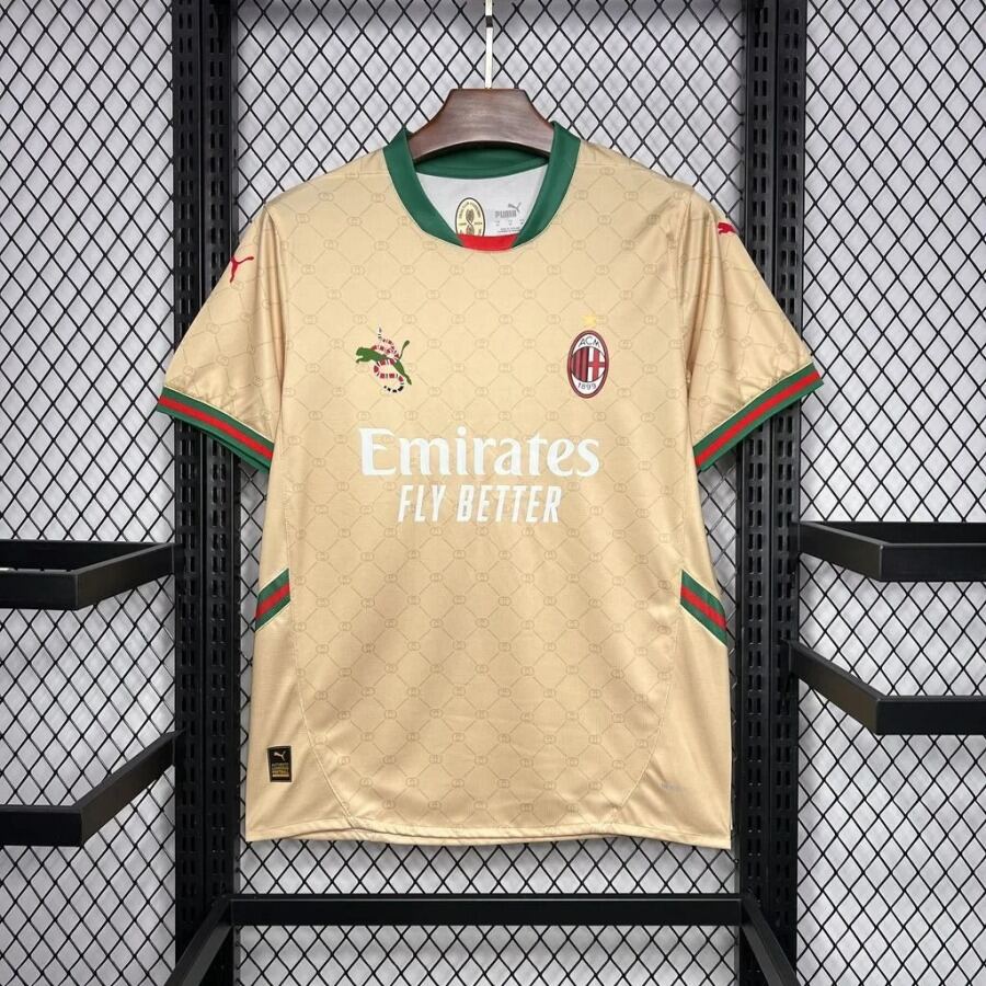 b1feca1c8682b0b4a4cce2773c4d3fe5.jpg Maglia AC Milan Concept GUCCI 2024/25