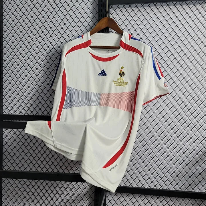 b4c750fa626d5e9407e366392f564320.jpg Maglia Francia Retro 2006 - Vintage Squadra Francia