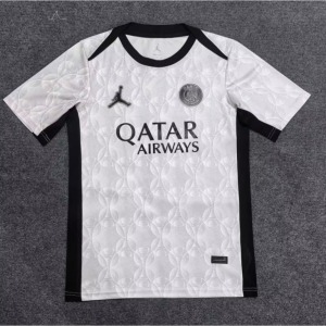 b9841a6e7377f2b1aba4a07cb3f1acd1.jpg Maglia PSG 26/27 Special White