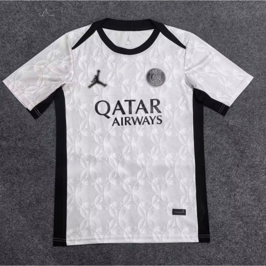 b9841a6e7377f2b1aba4a07cb3f1acd1.jpg Maglia PSG 26/27 Special White