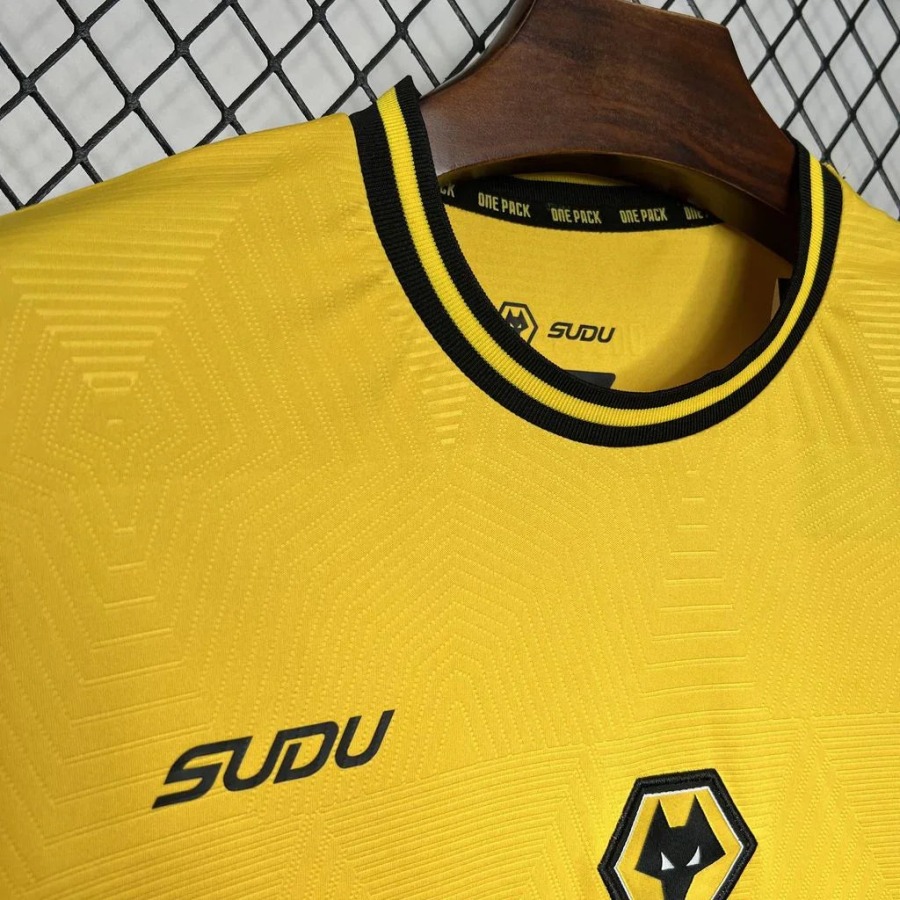 Maglia Wolves 2024-25 Home