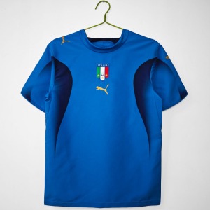 bec70078a623f53641c33ad949dfc58a.jpg Maglia Italia Home 2006 Retro