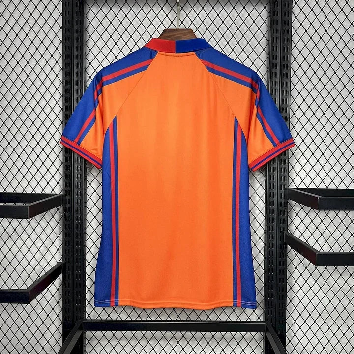 c0163354c426f6b6717f9ac5fd7cc27d.jpg Maglia FC Barcelona Retro 1998