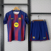 d02e956075acf354c6fdedb11c2e84b9_d986969e-7b5b-43d2-ac70-2a6661c31acb.png Maglia Barcellona Home 2025/26 Adulto
