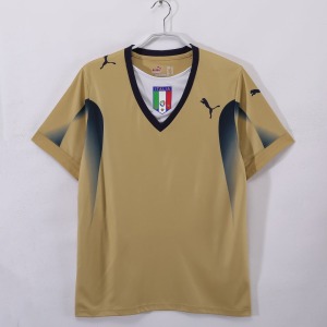 d346649af10b0515d7ae44dbd722de78.jpg Maglia Italia Portiere 2006 Retro