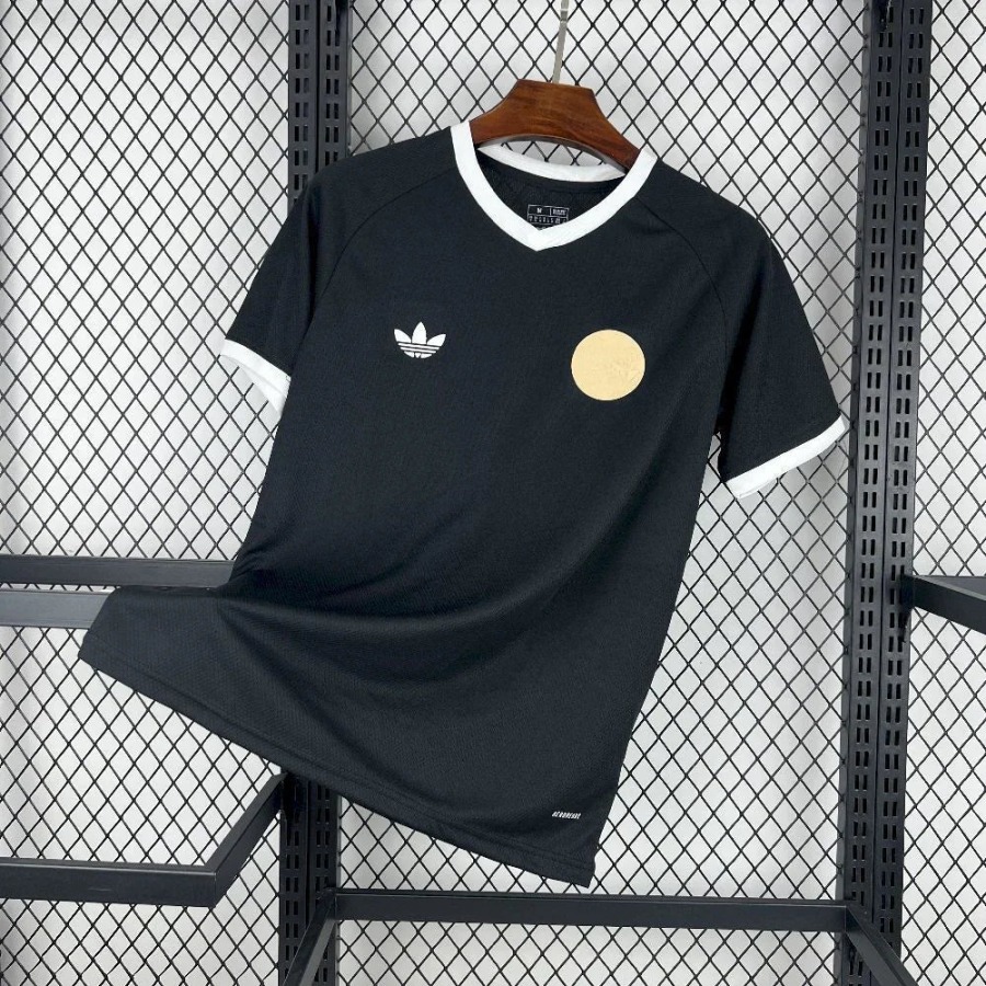 d67f25cb.jpg Maglia Ajax Concept 2025-26
