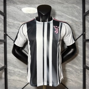 dbafb67fe2e500982b2f9dc6cae2cdb6.jpg Maglia Juventus Home 25/26 Player