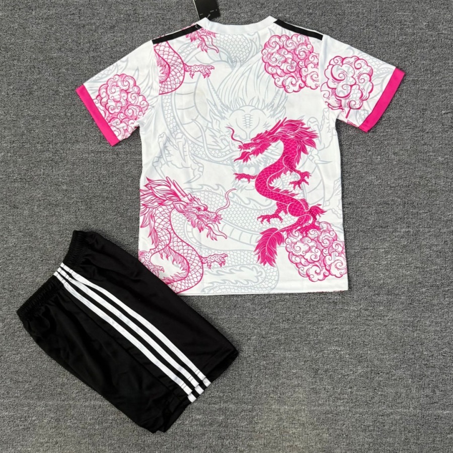 dbe13690be4220f89cc9a452f3d4da7b.jpg Maglia Real Madrid 25/26 Bambino Rosa Drago