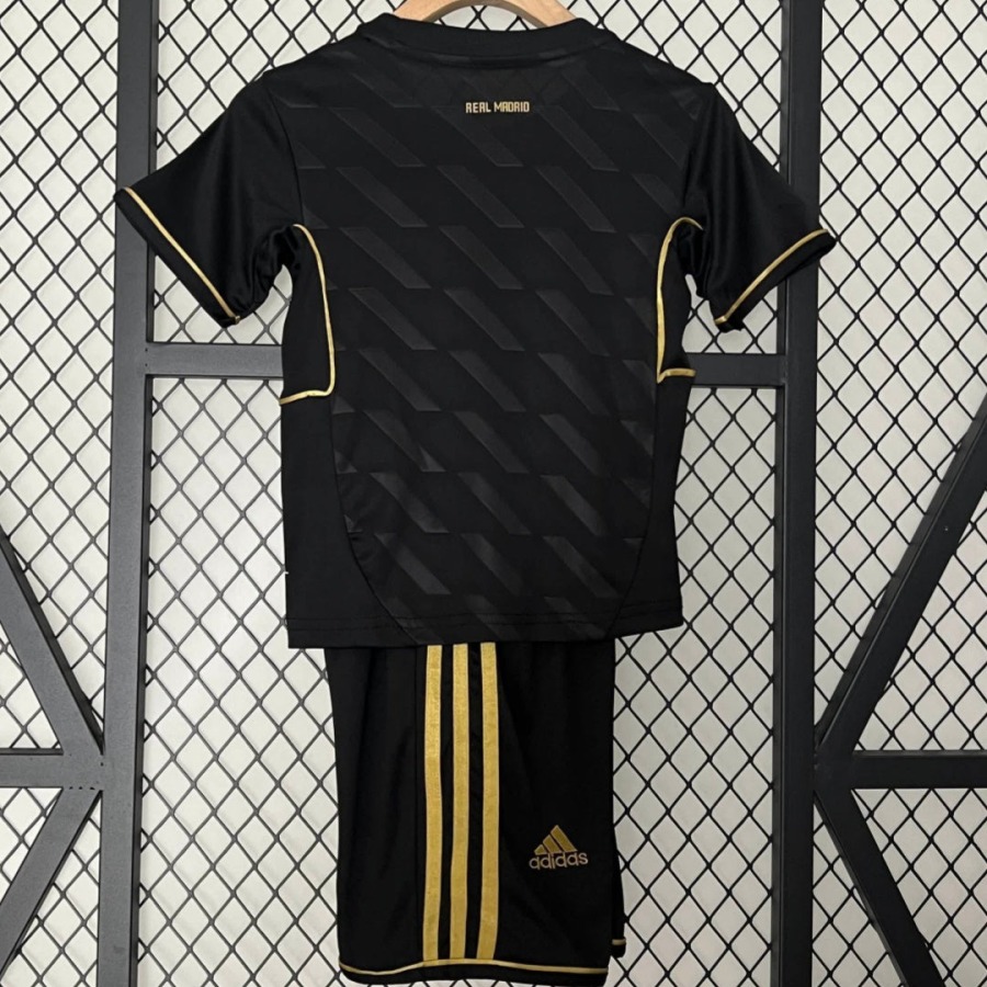 de2fbaed4400bff4e6b9aabe4b253de8.jpg Maglia Real Madrid Away 2011-2012 Bambino Retro