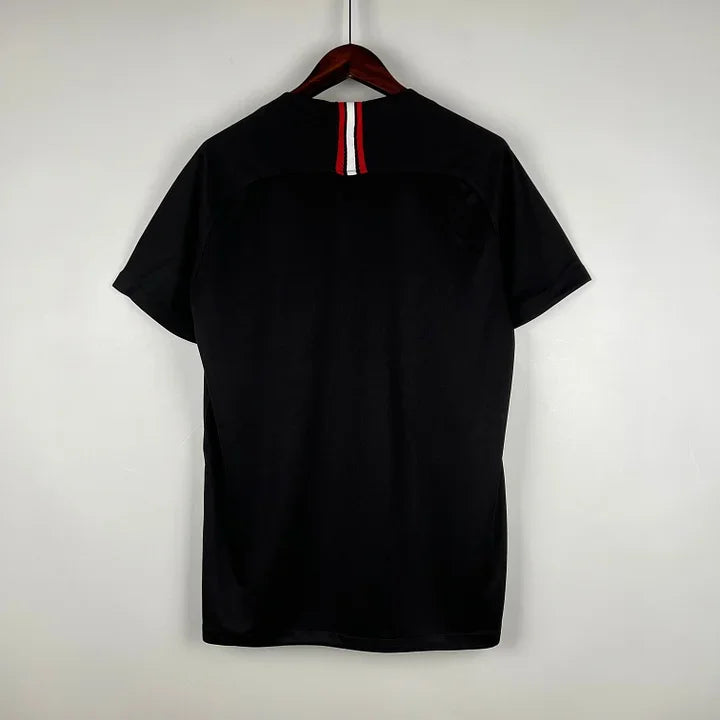 e5c04517172268c2ad4e47b563175d4a.jpg Maglia Paris Retro 2018 2019