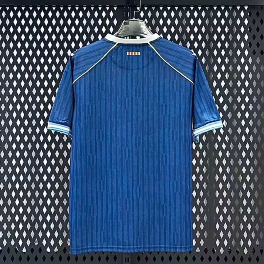 e7d81a37652789360bd73b4d6a17b030.jpg Maglia Spagna Third 2025/26 Blu Premium