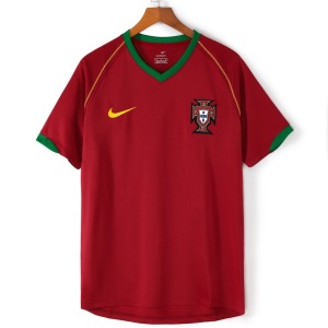 f3c1da85b932bca358bb15828f2932e5.jpg Maglia Portogallo Home Retro 2006