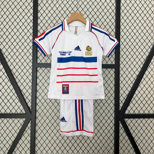 image_63_a6acd8eb-0ae9-4647-a289-3745c8d5bf15.png Maglia Francia Retro Bambino 24/25
