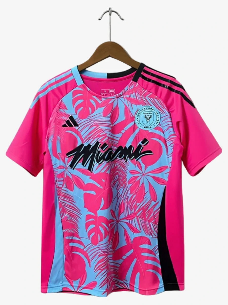 maillot-concept-inter-miami-rose-2024-2025 studio v12 Maglia Concept Inter Miami Rosa 2024-2025