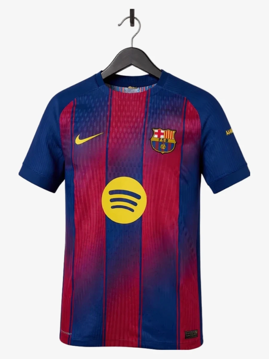 maillot-fc-barcelone-domicile-2025-2026 studio v12 Maglia FC Barcellona Home 2025-2026