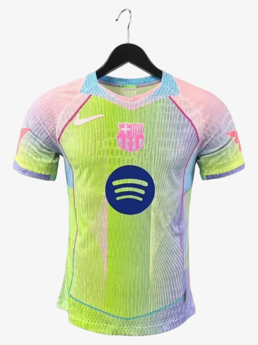maillot-fc-barcelone-edition-speciale-2025-2026-2 studio v12 Maglia FC Barcellona Edizione Speciale 2025-2026