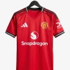 maillot-manchester-united-domicile-2025-2026 studio v12 Maglia Manchester United Home 2025-2026