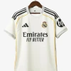 maillot-real-madrid-domicile-2025-2026 studio v12 Maglia Real Madrid Home 2025-2026