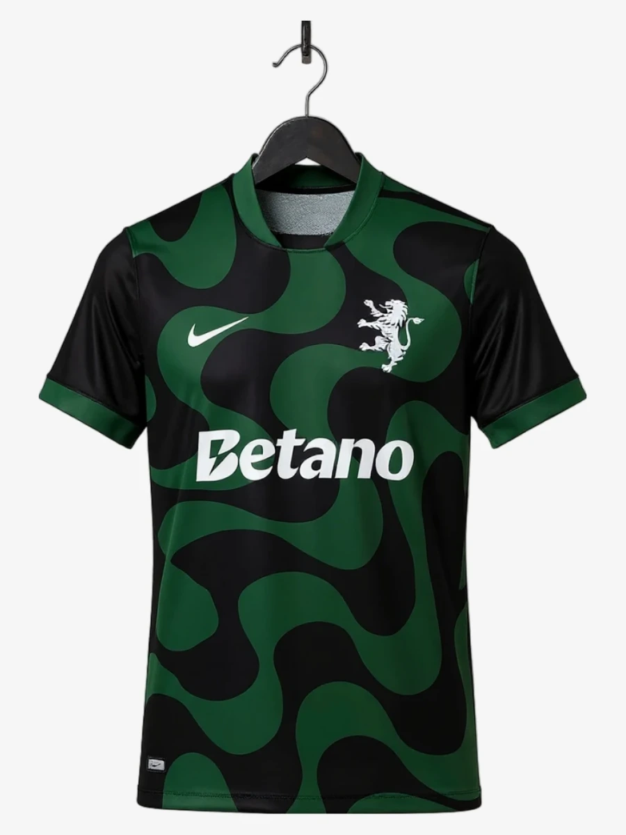 maillot-sporting-cp-fitth-2025-2026 studio v12 Maglia Sporting CP Fitth 2025-2026